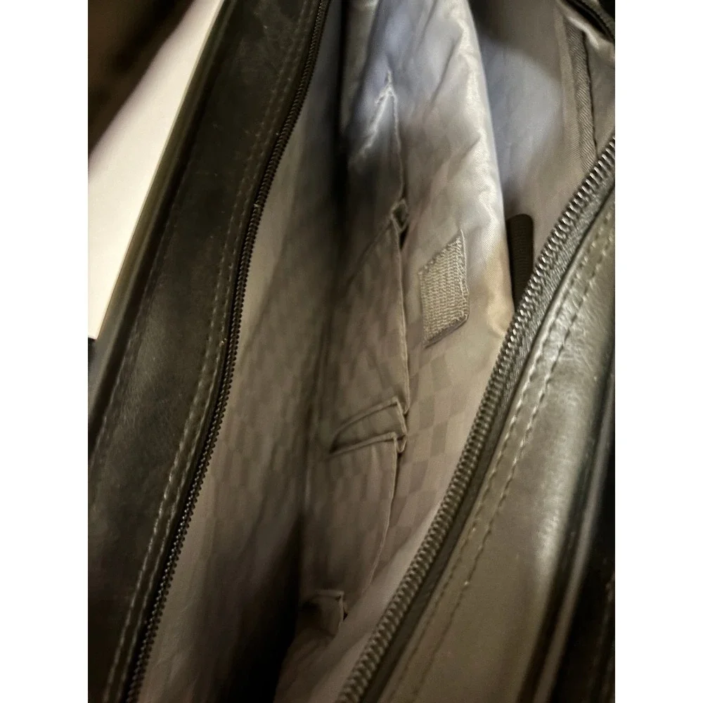Samsonite black faux
